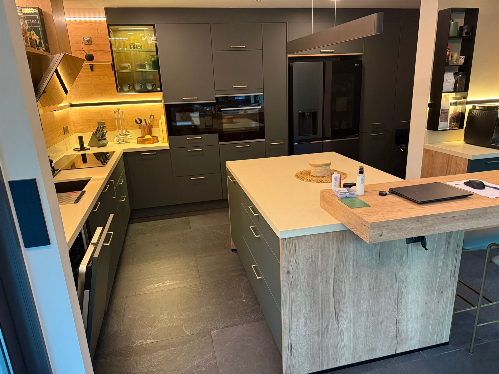 Modern Villa Kitchen